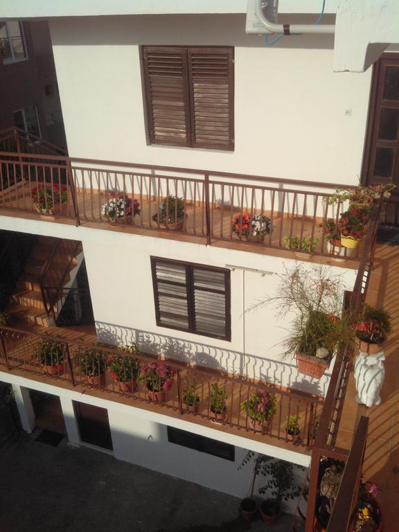 Apartmani Dado Улцинь Экстерьер фото