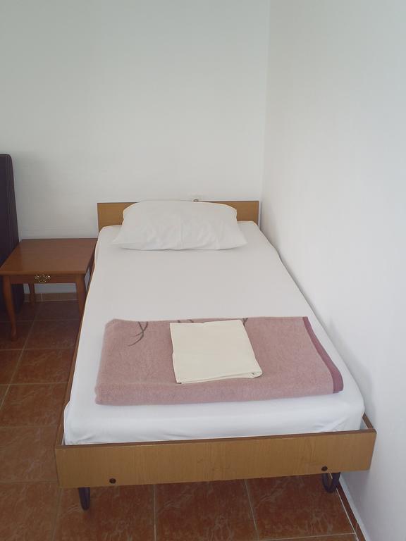 Apartmani Dado Улцинь Экстерьер фото